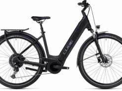 Vélo Electrique CUBE Touring Hybrid Pro 625 Black´n´metal 2023